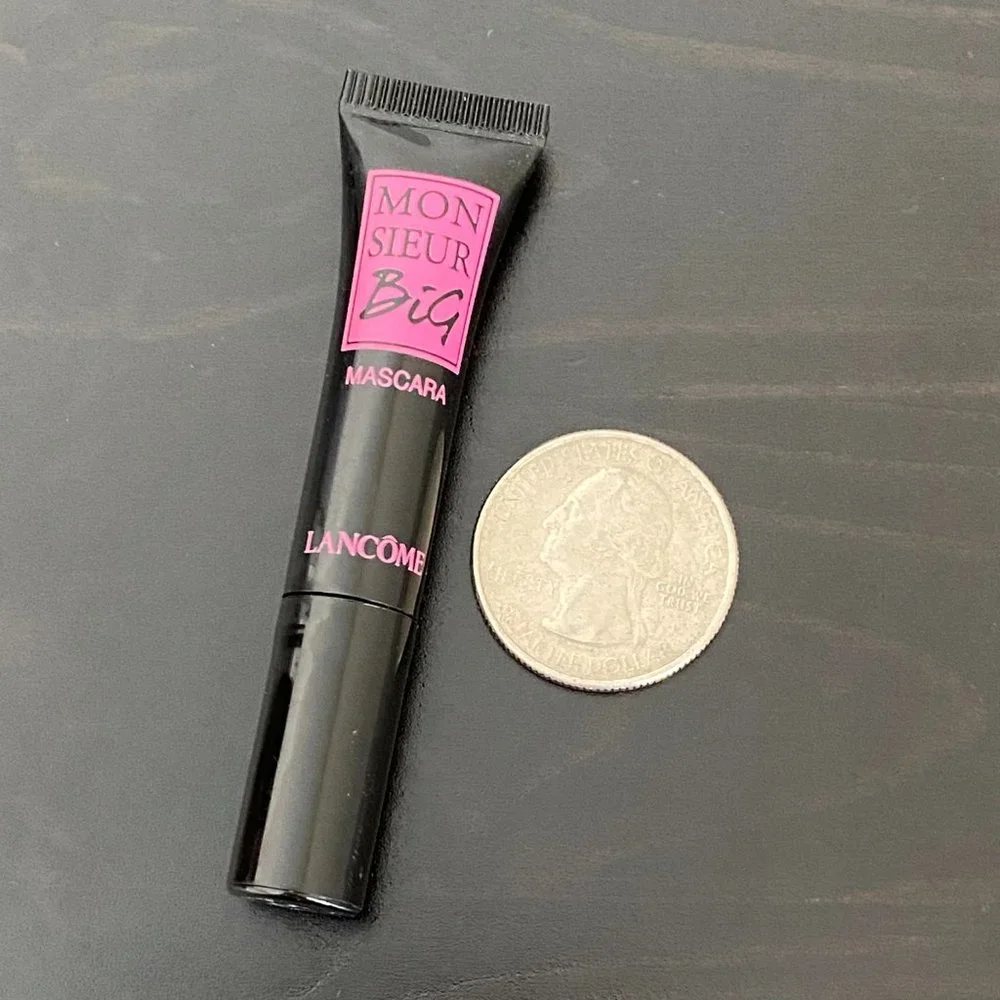 Lancome Monsieur Big mini mascara in Black